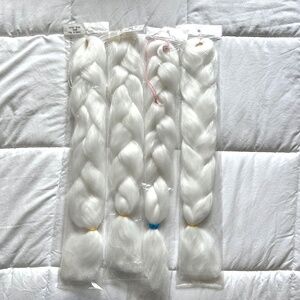 24 Inch 4 pack Hair Extensions Synthetic Hair Bundles Braiding WHITE